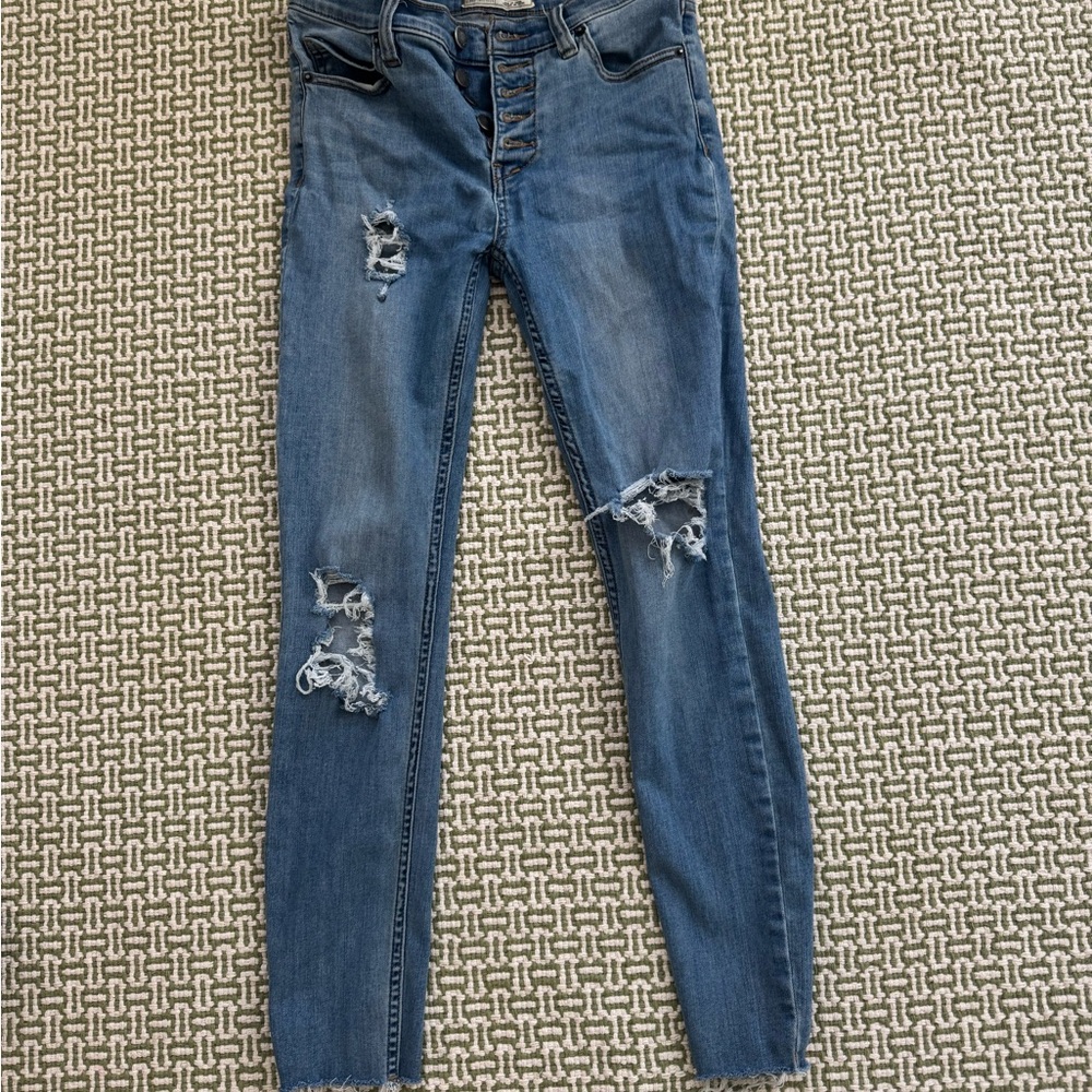 Free People Distressed Skinny Jeans in Blue